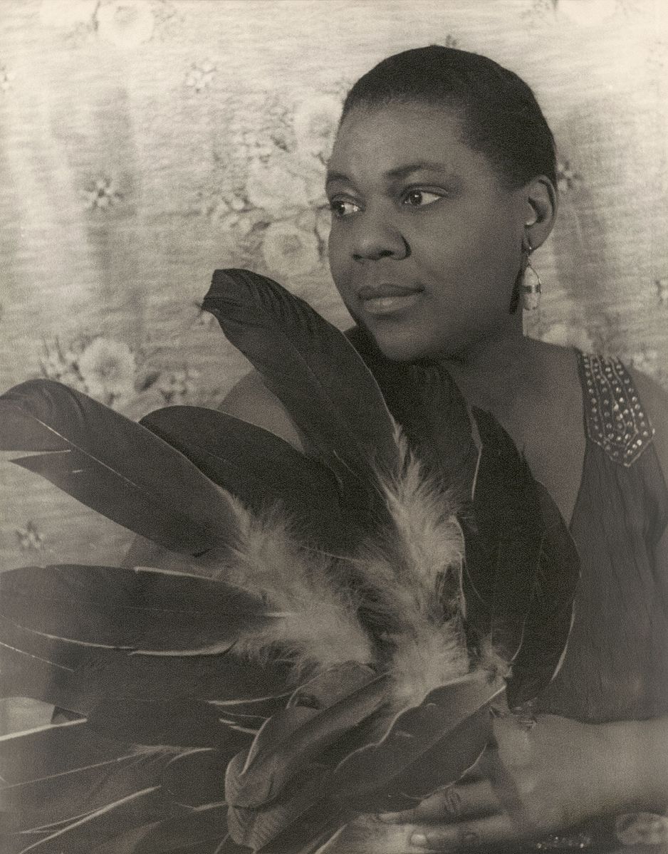 Bessie_Smith_(1936)_by_Carl_Van_Vechten Bessie Smith