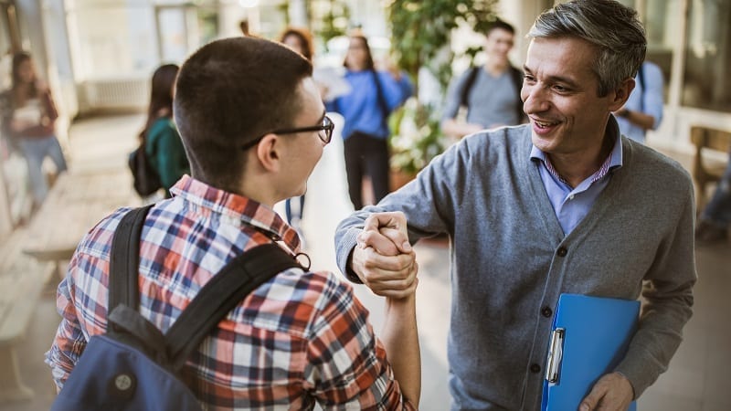 A school culture of service means administrators to students share the goal