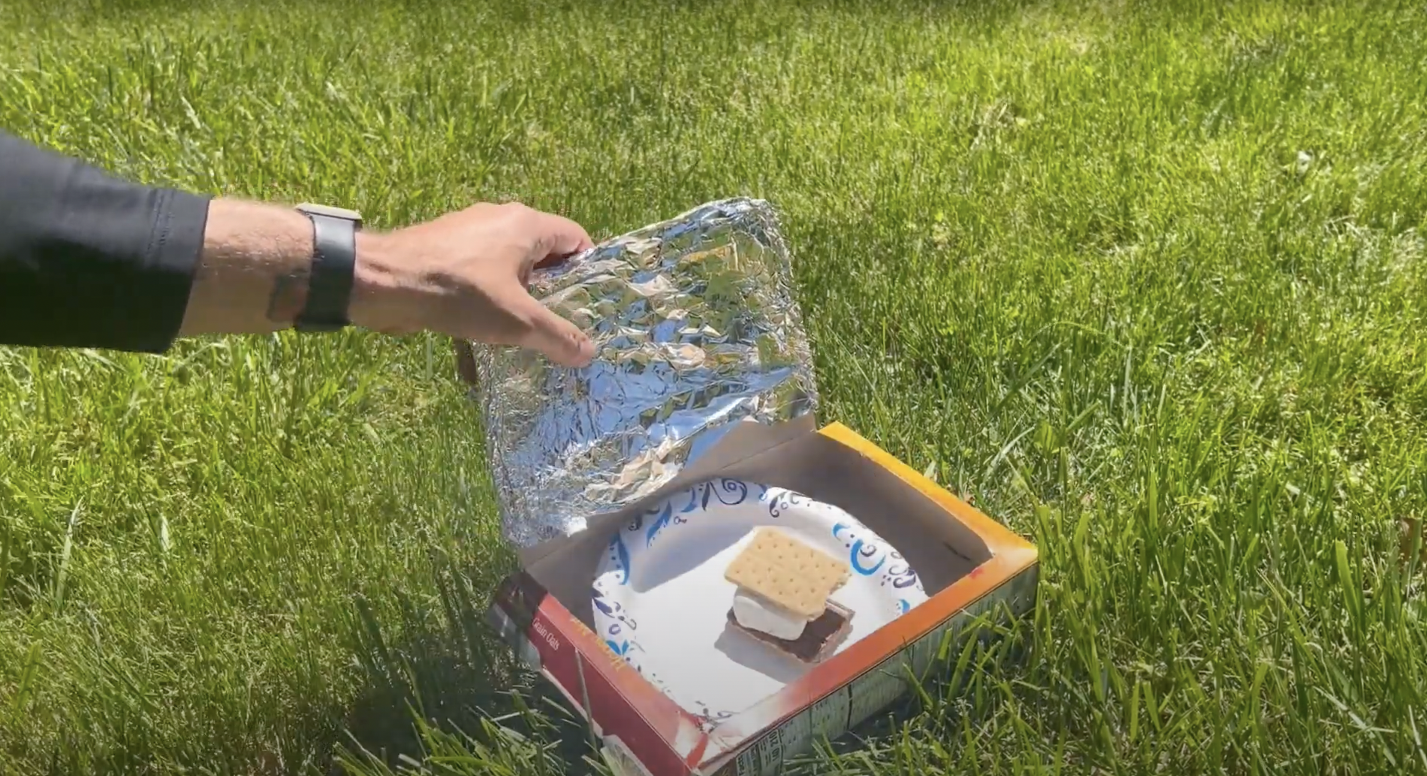 Cardboard box with smore inside Cardboard box with smore inside