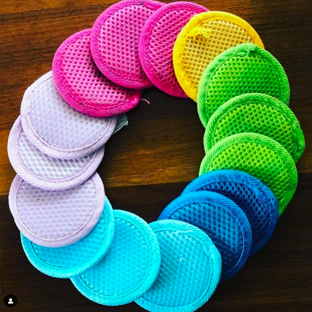 face-pads Colorful face washing pads in a circle