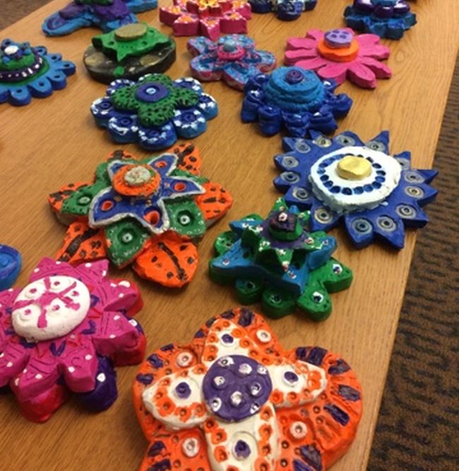 Fifth Grade Art Georgia O’Keeffe Flowers Clay flowers sculpted in the style of Georgia O'Keeffe